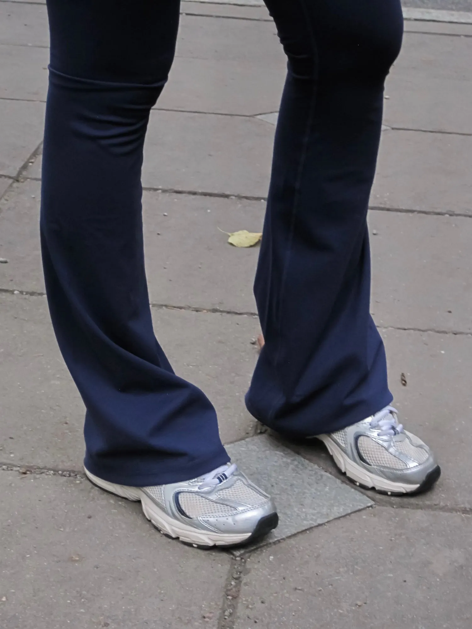 Lux Flare Pants - Navy