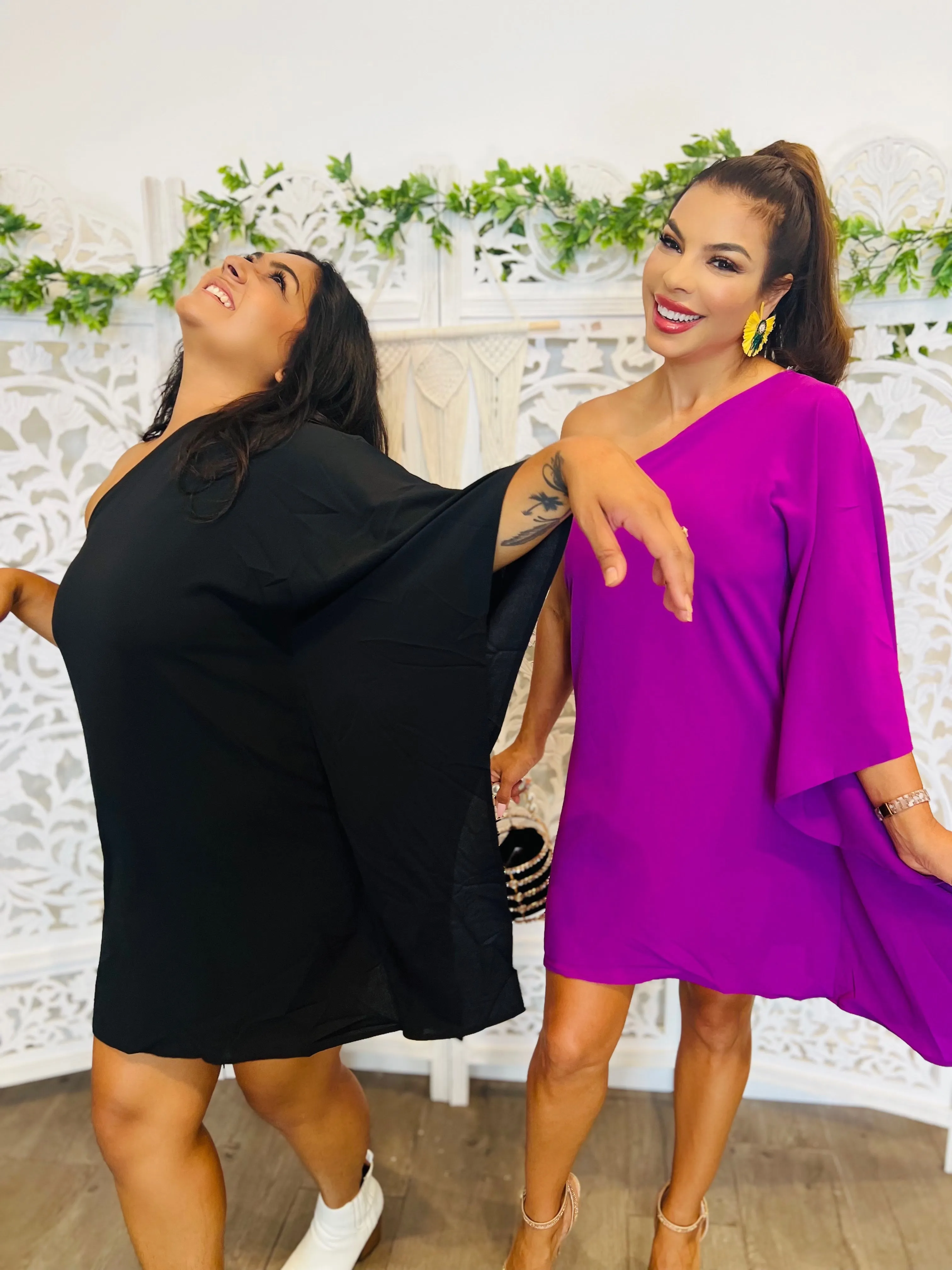 ONE KISS One-Shoulder Ruffle Sleeve Dress