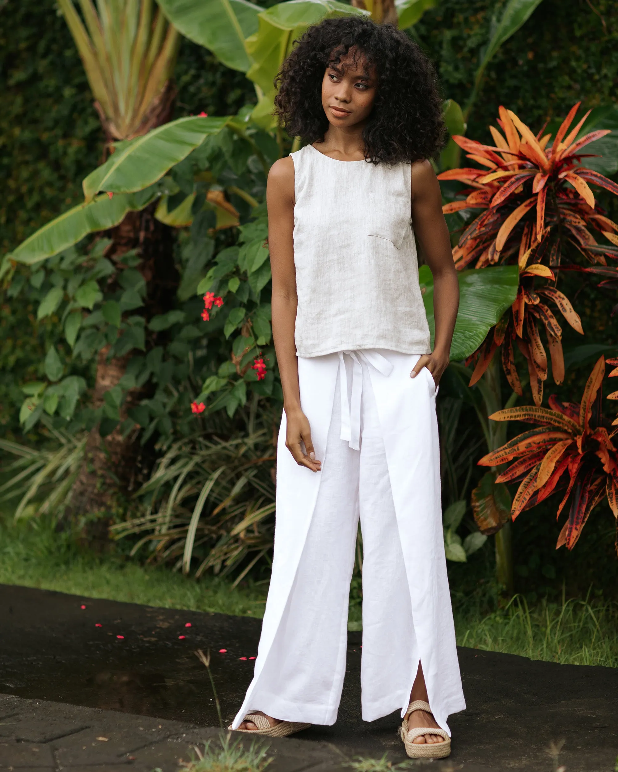 Sleeveless linen top SILAY in Natural melange