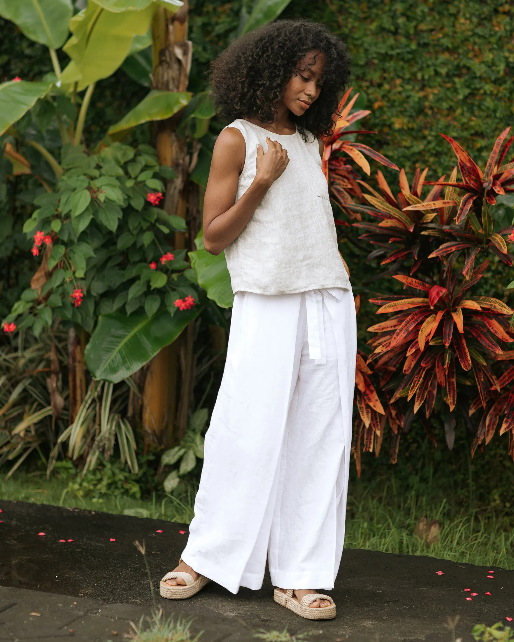 Sleeveless linen top SILAY in Natural melange