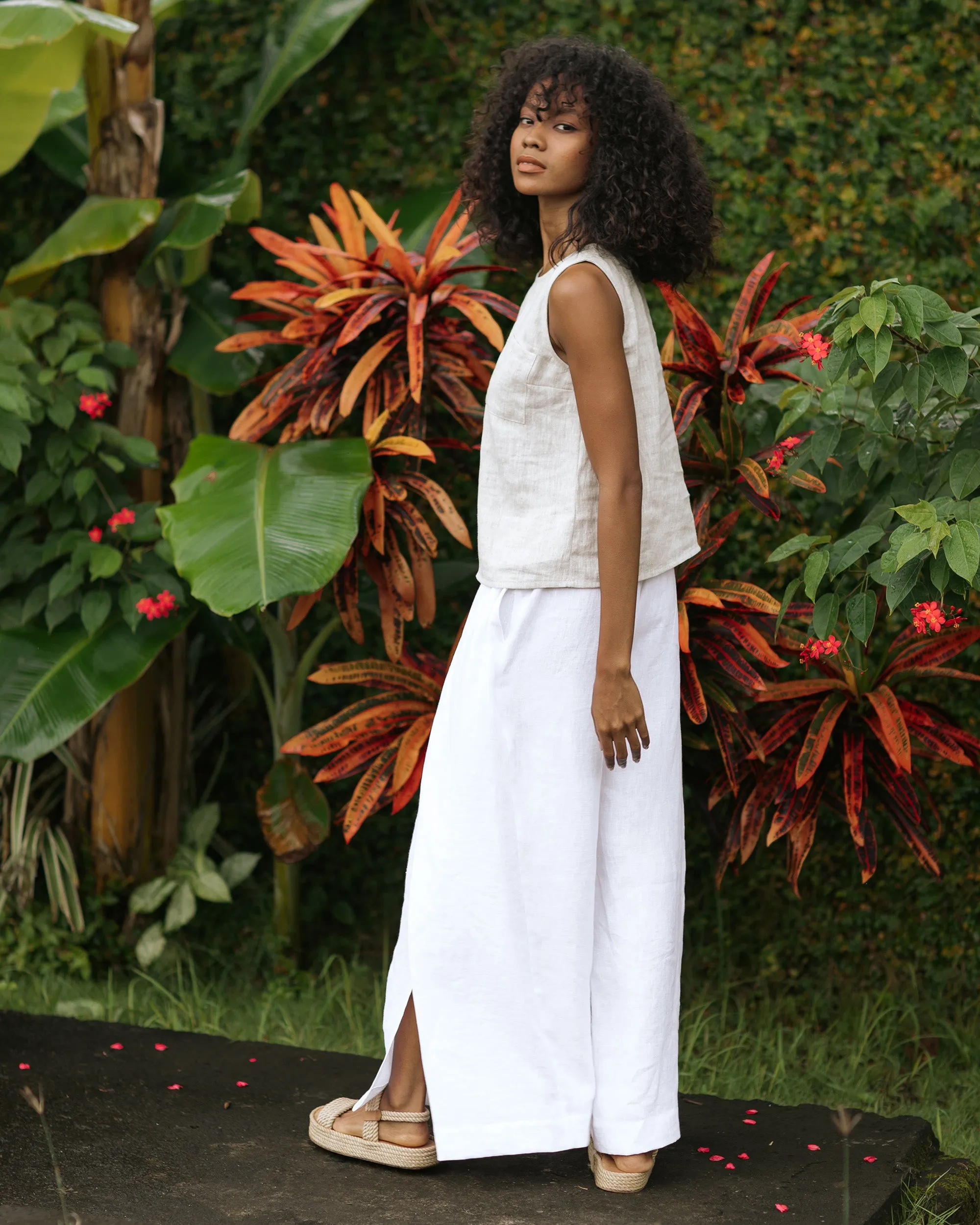 Sleeveless linen top SILAY in Natural melange
